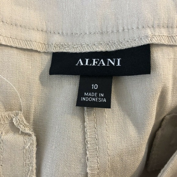 Alfani Women's Dress Pants Beige Size 10 Wide Leg Stretch Trousers - Picture 5 of 7